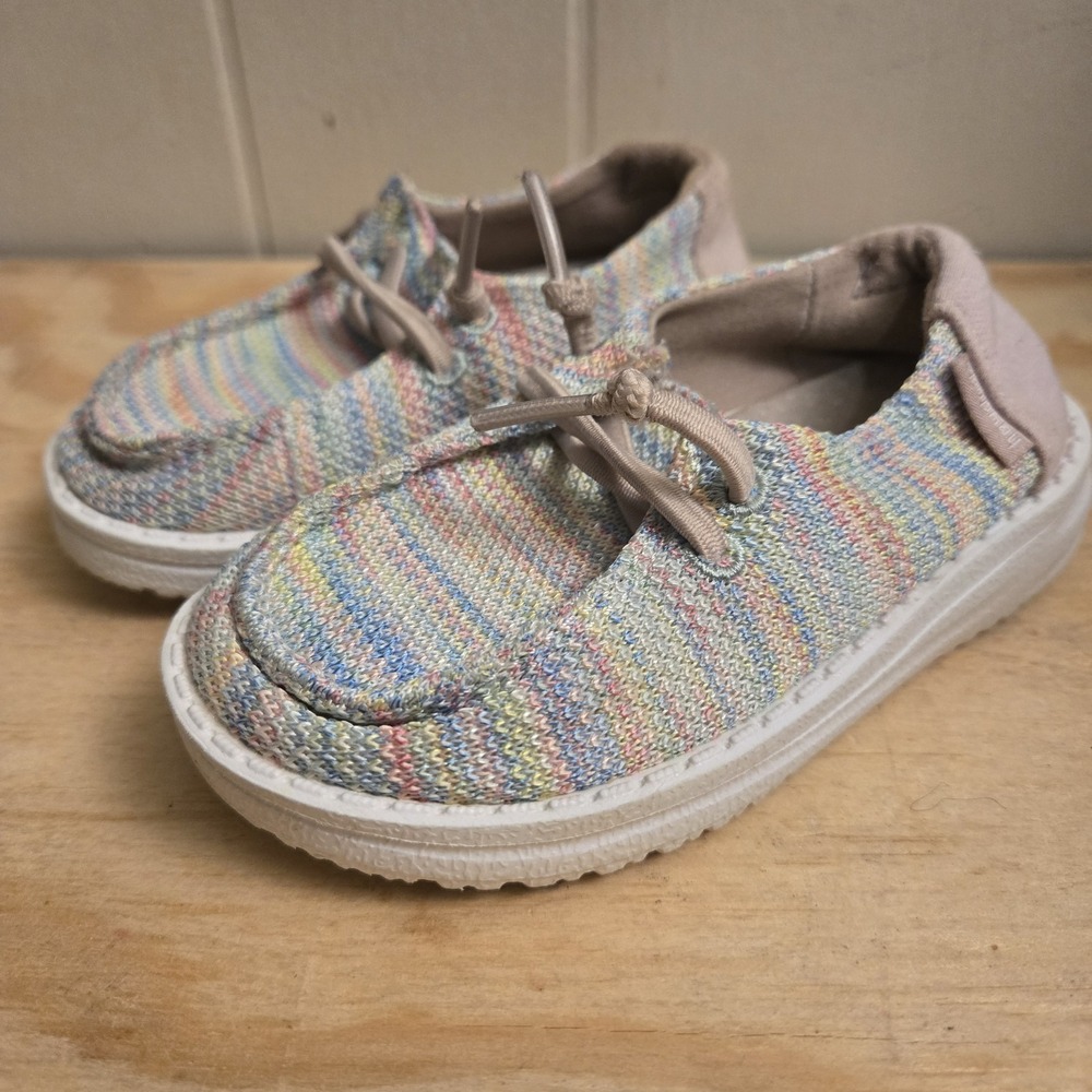 VGUC Toddler Girls Size 7 Hey Dudes Wendy Toddler Sox Pastels
